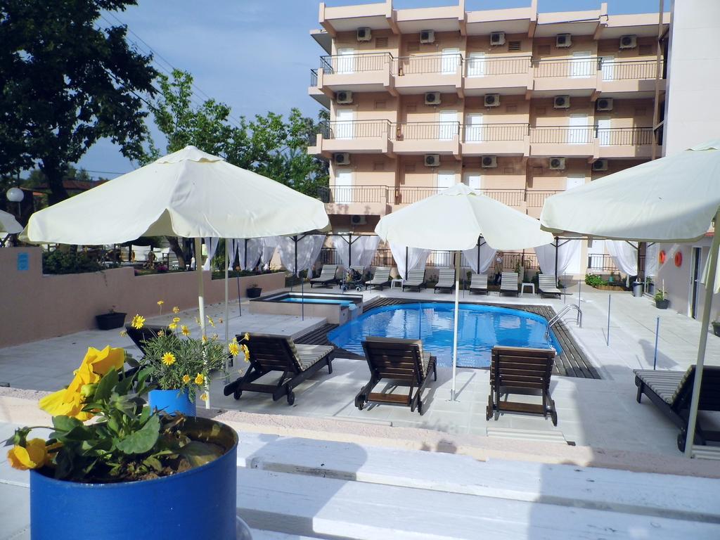 Golden Beach Hotel Метаморфоси Екстериор снимка